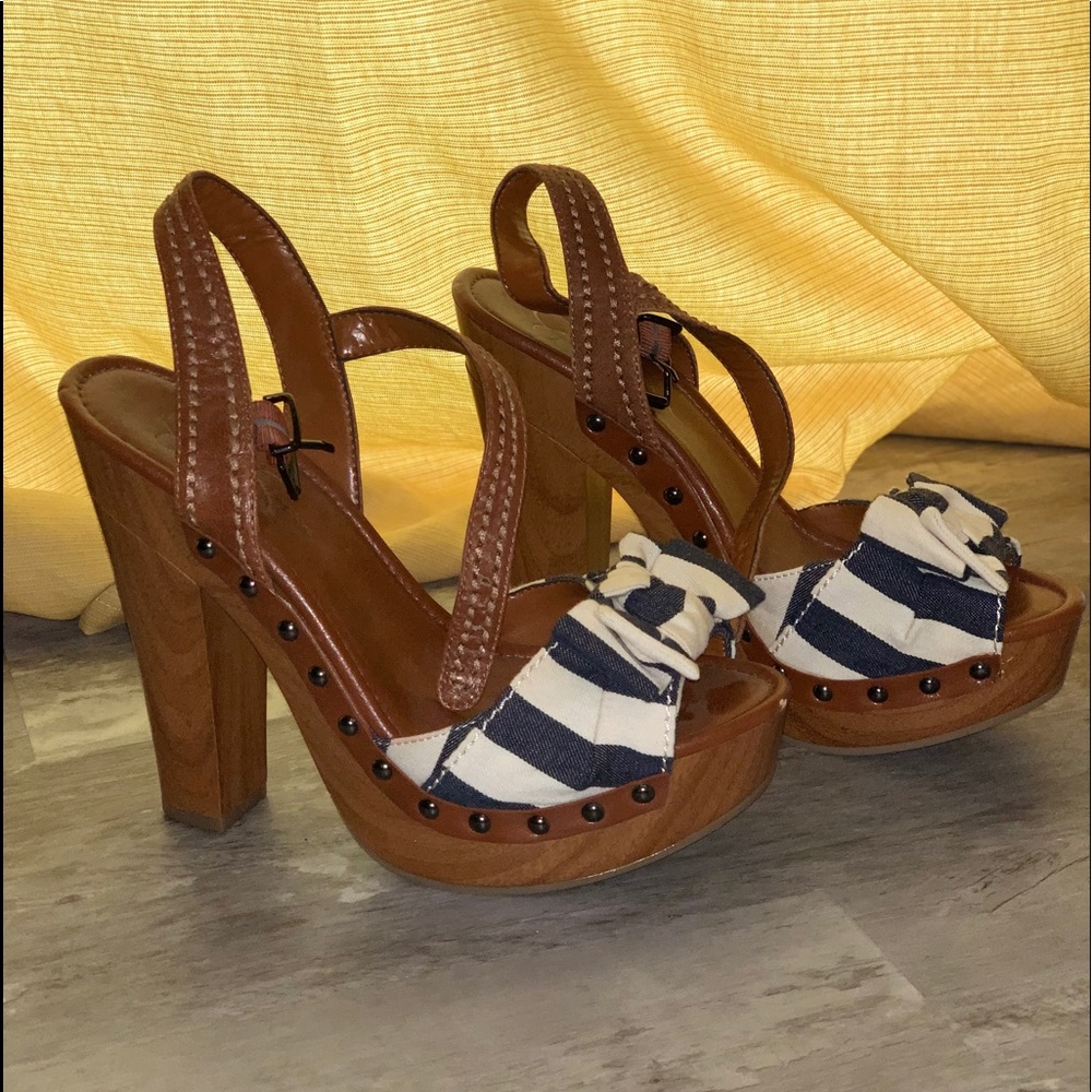 Jessica Simpson platform wood bow heels Brand new!
